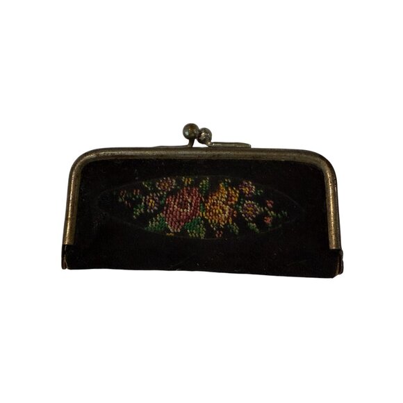 Vintage Germany Floral Needlepoint Leather Manicure Nail Grooming Travel KIT - Picture 2 of 6